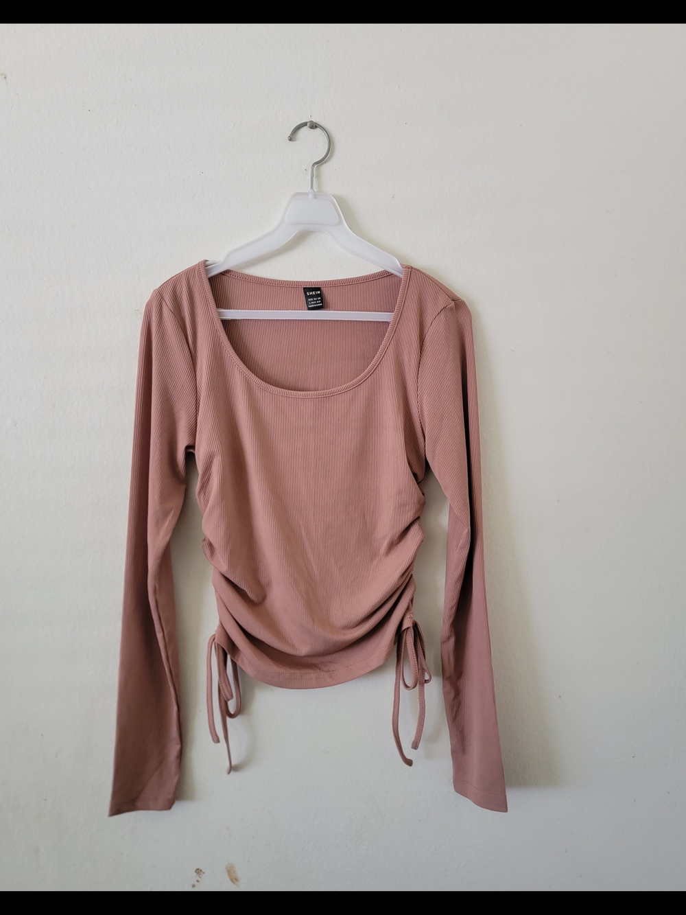 Women's Long-Sleeve Ruched Scoop Neck Top - Dusty Rose